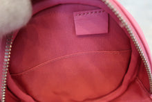 Load image into Gallery viewer, CHANEL Matelasse round chain shoulder bag Lambskin Pink/Silver hadware Shoulder bag 600040002