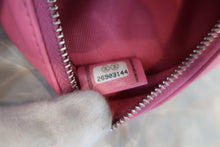 Load image into Gallery viewer, CHANEL Matelasse round chain shoulder bag Lambskin Pink/Silver hadware Shoulder bag 600040002