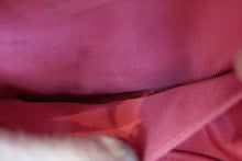 Load image into Gallery viewer, CHANEL Matelasse round chain shoulder bag Lambskin Pink/Silver hadware Shoulder bag 600040002