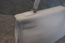 画像をギャラリービューアに読み込む, HERMES/エルメス ケリー32 トリヨンクレマンス ホワイト □J刻印 ショルダーバッグ 800030062