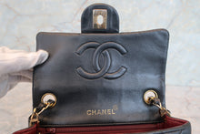 Load image into Gallery viewer, CHANEL Mini Matelasse single flap chain shoulder bag Lambskin Black/Gold hadware Shoulder bag 700100038