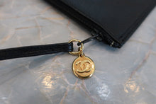 画像をギャラリービューアに読み込む, CHANEL/シャネル ココマークチェーンリュック キャビアスキン ブラック/ゴールド金具 リュック 800060081