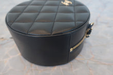 画像をギャラリービューアに読み込む, CHANEL/シャネル マトラッセラウンドチェーンショルダーバッグ ラムスキン ブラック/ゴールド金具 ショルダーバッグ 800010230