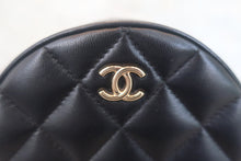 画像をギャラリービューアに読み込む, CHANEL/シャネル マトラッセラウンドチェーンショルダーバッグ ラムスキン ブラック/ゴールド金具 ショルダーバッグ 800010230