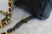 画像をギャラリービューアに読み込む, CHANEL/シャネル マトラッセチェーンリュック ラムスキン ブラック/ゴールド金具 リュック 700090181