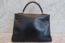 Load image into Gallery viewer, HERMES KELLY 32 Box carf leather Black ○V Engraving Shoulder bag 700120169