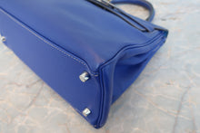 Load image into Gallery viewer, HERMES CANDY KERRY 28 Epsom leather Blue electric/Mykonos □O Engraving Shoulder bag 800040078