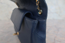 画像をギャラリービューアに読み込む, CHANEL/シャネル マトラッセチェーンショルダーバッグ ラムスキン ネイビー/ゴールド金具 ショルダーバッグ 800020008