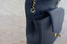 画像をギャラリービューアに読み込む, CHANEL/シャネル マトラッセチェーンショルダーバッグ ラムスキン ネイビー/ゴールド金具 ショルダーバッグ 800020008
