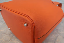 画像をギャラリービューアに読み込む, HERMES/エルメス ピコタンロックMM トリヨンクレマンス フー □R刻印 ハンドバッグ 800080215