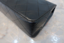 Load image into Gallery viewer, CHANEL Mini matelasse chain shoulder bag Lambskin Black/Gold hadware Shoulder bag 800030082