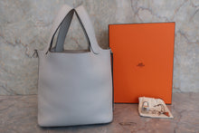 将图片加载到图库查看器,HERMES PICOTIN LOCK PM Clemence leather Blue pale Z刻印 Hand bag 800060082