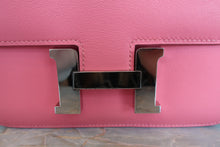 將圖片載入圖庫檢視器 HERMES/エルメス コンスタンス3 ミニ ヴォースイフト ローズアザレ A刻印 ショルダーバッグ 700060260