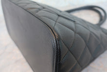 画像をギャラリービューアに読み込む, CHANEL/シャネル 復刻トート キャビアスキン ブラック/ゴールド金具 トートバッグ 800010183