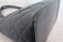 画像をギャラリービューアに読み込む, CHANEL/シャネル 復刻トート キャビアスキン ブラック/ゴールド金具 トートバッグ 800010183