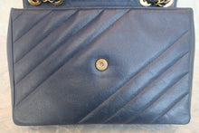 將圖片載入圖庫檢視器 CHANEL/シャネル バイアスステッチチェーンショルダーバッグ キャビアスキン ネイビー/ゴールド金具 ショルダーバッグ 800040108