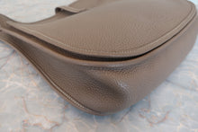 画像をギャラリービューアに読み込む, HERMES/エルメス エブリン3GM トリヨンクレマンス エトゥープ □JO刻印 ショルダーバッグ 800090081