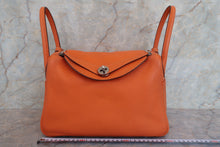 將圖片載入圖庫檢視器 HERMES/エルメス リンディ30 トリヨンクレマンス オレンジ □P刻印 ショルダーバッグ 700070238