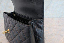 Load image into Gallery viewer, CHANEL Matelasse trapezoid hand bag Caviar skin Black/Gold hadware Hand bag 700100039