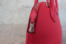 Load image into Gallery viewer, HERMES/BOLIDE 27 Epsom leather Rose extreme D Engraving Shoulder bag 800070153