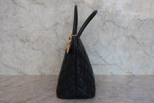 Load image into Gallery viewer, CHANEL Medallion Tote Caviar skin Black/Gold hadware Tote bag 800080128