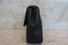 Load image into Gallery viewer, CHANEL Mini Matelasse single flap chain shoulder bag Lambskin Black/Gold hadware Shoulder bag 700120191