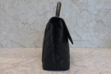 将图片加载到图库查看器,CHANEL/香奈儿 CF 梯形 手提包 荔枝皮 Black/Gold hadware(黑色/金色金属) 手提包 800030073
