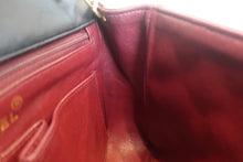 Load image into Gallery viewer, CHANEL Mini Matelasse single flap chain shoulder bag Lambskin Black/Gold hadware Shoulder bag 700120191