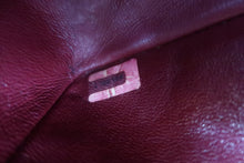 Load image into Gallery viewer, CHANEL Mini Matelasse single flap chain shoulder bag Lambskin Black/Gold hadware Shoulder bag 700120191