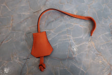 画像をギャラリービューアに読み込む, HERMES/エルメス ケリー32 ヴォーガリバー オレンジ □B刻印 ショルダーバッグ 700070169