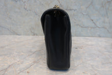 画像をギャラリービューアに読み込む, CHANEL/シャネル Vステッチチェーンショルダーバッグ ラムスキン ブラック/ゴールド金具 ショルダーバッグ 800030065