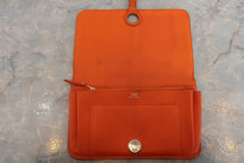 Load image into Gallery viewer, HERMES  Dogon GM Togo leather Orange □I Engraving Wallet 700020126