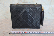 画像をギャラリービューアに読み込む, CHANEL/シャネル マトラッセフリンジチェーンショルダーバッグ ラムスキン ブラック/ゴールド金具 ショルダーバッグ 800090080