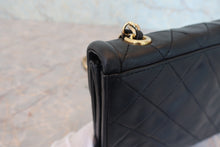 画像をギャラリービューアに読み込む, CHANEL/シャネル マトラッセフリンジチェーンショルダーバッグ ラムスキン ブラック/ゴールド金具 ショルダーバッグ 800090080