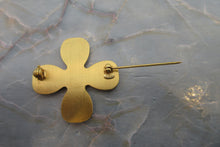 Load image into Gallery viewer, CHANEL CC mark rhinestone clover brooch Gold plate Gold Brooch 700010063