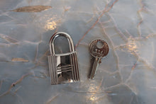 画像をギャラリービューアに読み込む, HERMES/エルメス ピコタンロックGM トリヨンクレマンス ルージュガランス □R刻印 ハンドバッグ 700060263