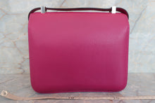 Load image into Gallery viewer, HERMES CONSTANCE3 24 Evercolor leather Rose purple C Engraving Shoulder bag 700050095