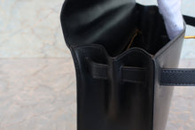 將圖片載入圖庫檢視器 HERMES/エルメス ケリー28 ボックスカーフ ブラック 〇Z刻印 ショルダーバッグ 700090111