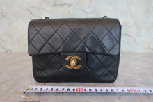 画像をギャラリービューアに読み込む, CHANEL/シャネル ミニマトラッセシングルフラップチェーンショルダーバッグ ラムスキン ブラック/ゴールド金具 ショルダーバッグ 800090036