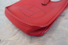 將圖片載入圖庫檢視器 HERMES/エルメス エブリンTPM トリヨンクレマンス ルージュカザック T刻印 ショルダーバッグ 700100032