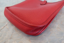 將圖片載入圖庫檢視器 HERMES/エルメス エブリンTPM トリヨンクレマンス ルージュカザック T刻印 ショルダーバッグ 700100032