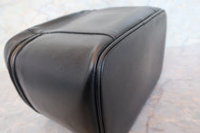 画像をギャラリービューアに読み込む, CHANEL/シャネル ココマーク2WAYバニティ キャビアスキン ブラック/ゴールド金具 バニティ 700110089