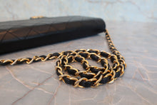Load image into Gallery viewer, CHANEL Matelasse push lock chain shoulder bag Lambskin Black/Gold Hardware Shoulder bag 800080124