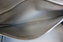 Load image into Gallery viewer, HERMES BIRKIN 30 Togo leather Gris tourterelle □N Engraving Hand bag 700070012