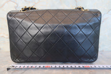 画像をギャラリービューアに読み込む, CHANEL/シャネル マトラッセチェーンショルダーバッグ ラムスキン ブラック/ゴールド金具 ショルダーバッグ 700110085