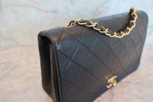 画像をギャラリービューアに読み込む, CHANEL/シャネル マトラッセチェーンショルダーバッグ ラムスキン ブラック/ゴールド金具 ショルダーバッグ 700110085