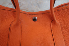 將圖片載入圖庫檢視器 HERMES/エルメス ガーデンパーティTPM ネゴンダ オレンジ □M刻印 トートバッグ 700080227