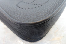Load image into Gallery viewer, HERMES  EVELYNE TPM Clemence leather Caban Shoulder bag 700030073