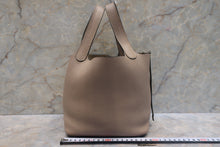 將圖片載入圖庫檢視器 HERMES/エルメス ピコタンロックPM トリヨンクレマンス トゥルティエールグレー □O刻印 ハンドバッグ 700080230