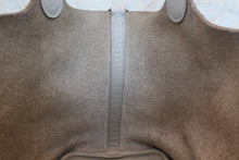 Load image into Gallery viewer, HERMES PICOTIN LOCK PM Clemence leather Pearl gray Y Engraving Hand bag 700120137